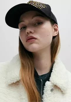 Бейсболка JUDE-ST HUGO, цвет black one