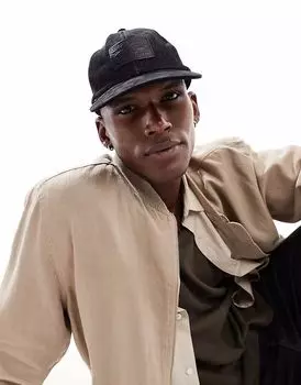 Бейсболка Levi's с нашивкой-логотипом в стиле dad heritage черного цвета