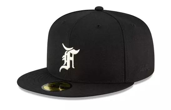 Бейсболка New Era 59Fifty Fitted Hat FW21 Fear Of God Essentials, черный