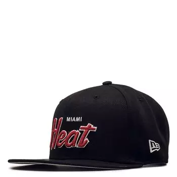 Бейсболка NEW ERA, черный