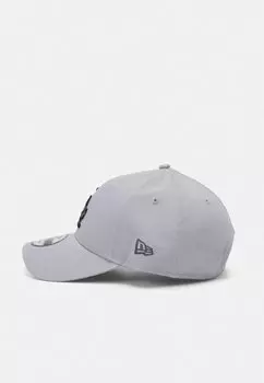 Бейсболка SEASONAL INFILL 9FORTY® UNISEX New Era, серый