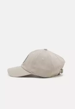 Бейсболка TIPOFF BASEBALL UNISEX Converse, коричневый