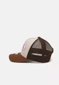 Бейсболка TRUCKER BOSTON UNISEX Von Dutch, коричневый
