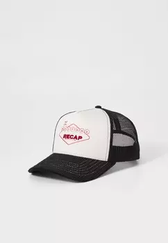 Бейсболка WHAT HAPPENS IN... TRUCKER UNISEX ReCap, черный