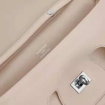 Bel Air Маленький клатч на ремешке BALENCIAGA, миндальный
