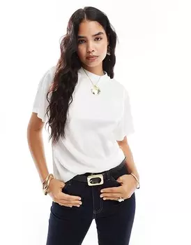 Белая атласная футболка с ребристым вырезом ASOS DESIGN