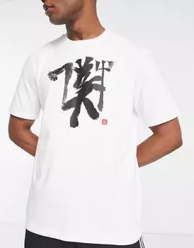 Белая футболка adidas Football Manchester United