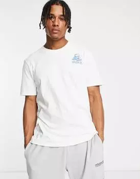 Белая футболка adidas Originals Adventure с изображением белого медведя
