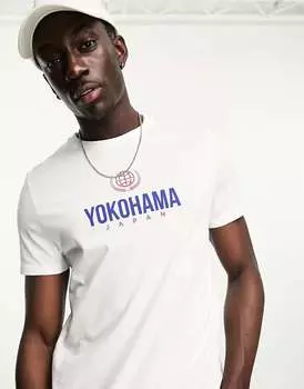 Белая футболка ASOS с принтом Yokohama на груди