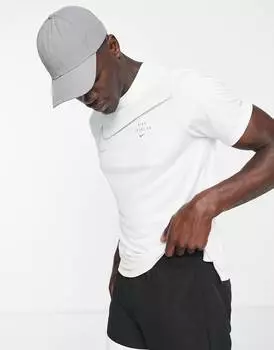 Белая футболка Nike Running Run Division Miler Swoosh