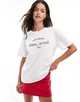 Белая футболка оверсайз "Sports & Running Club" Pieces
