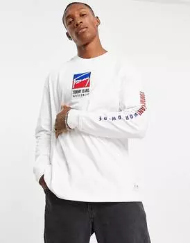 Белая футболка с длинными рукавами и логотипом Tommy Jeans
