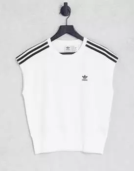 Белая футболка с глубоким поясом adidas Originals