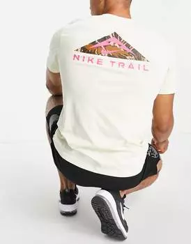 Белая футболка с графичным принтом на спине Nike Running Trail Dri-FIT