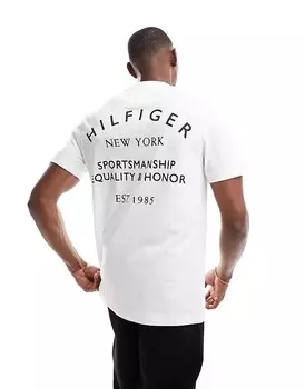 Белая футболка с принтом на спине Tommy Hilfiger