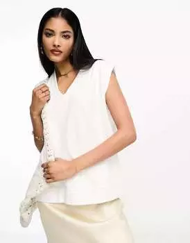 Белая футболка с v-образным вырезом и жилетом Whistles