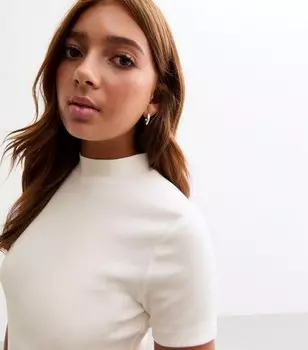 Белая футболка с высоким воротником в рубчик для девочек New Look, белый