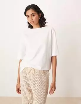 Белая футболка свободного кроя с вырезом-лодочкой ASOS DESIGN