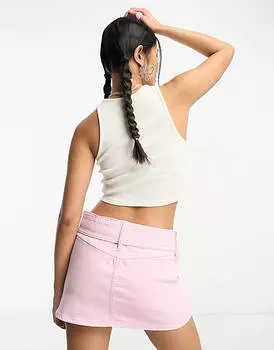 Белая майка в рубчик с галстуком-бабочкой Obey