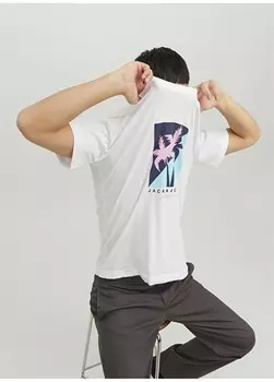 Белая мужская футболка с круглым вырезом и принтом Jack & Jones