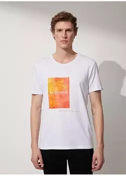 Белая мужская футболка с круглым вырезом с принтом Monkeys Fall People By Fabrika