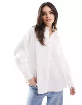 Белая рубашка оверсайз с тканой нашивкой ASOS Weekend Collective