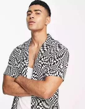 Белая рубашка в клетку с короткими рукавами River Island