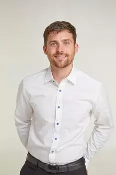 Белая строгая рубашка строгого кроя из ткани добби с длинными рукавами Double TWO, белый