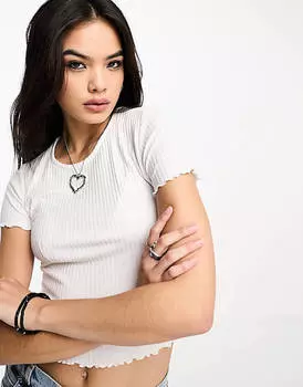 Белая укороченная футболка с салатовым краем Only Only