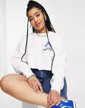 Белая укороченная толстовка с графическим принтом на кармане для серфинга ASOS DESIGN Curve