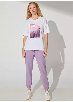 Белая женская футболка People By Fabrika