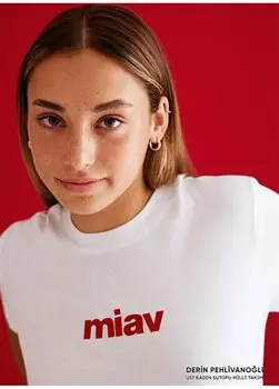 Белая женская футболка с круглым вырезом M1610622-86417 ФУТБОЛКА С ПРИНТОМ MEAV Mavi, белый