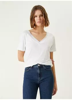 Белая женская футболка с V-образным вырезом 1090283 Network, белый