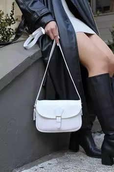 Белая женская сумка через плечо с пряжкой MADAMRA, белый