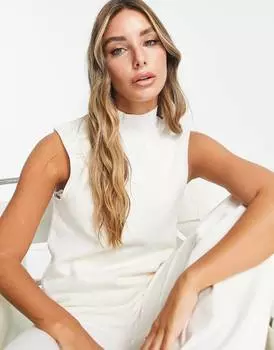 Белая зимняя супермягкая майка с высоким воротником ASOS DESIGN co-ord