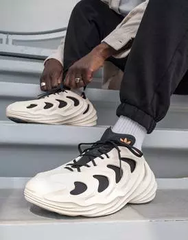 Бело-черные кроссовки adidas Originals adifom Q