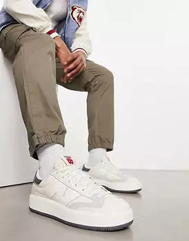 Бело-черные кроссовки New Balance CT302