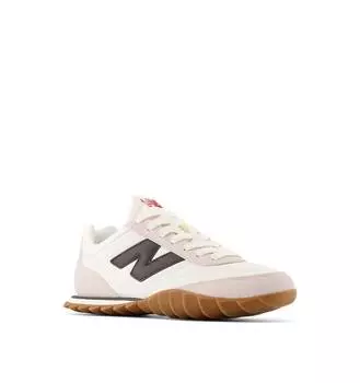 Бело-черные кроссовки New Balance RC30