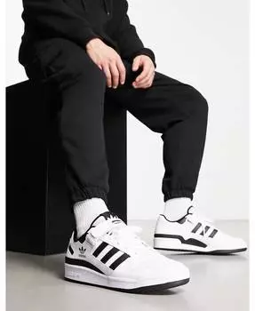 Бело-черные низкие кроссовки adidas Originals Forum