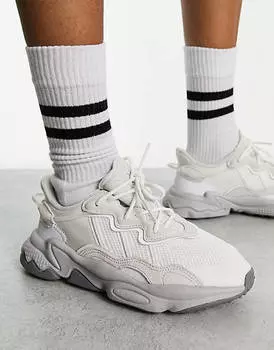Бело-серые кроссовки adidas Originals Ozweego