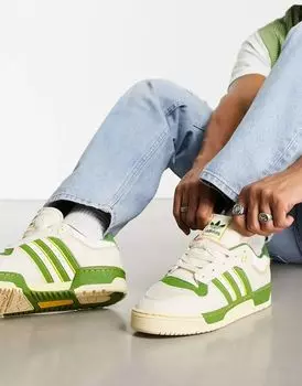 Бело-зеленые кроссовки adidas Originals Rivalry Low 86