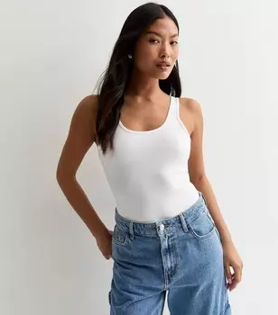 Белое эластичное боди-стринги Petite с круглым вырезом New Look, белый