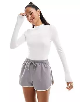 Белое боди с длинными рукавами и высоким воротником ASOS DESIGN