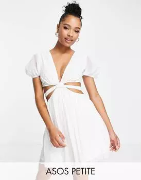 Белое мягкое ярусное мини-платье с завязками на талии ASOS DESIGN Petite