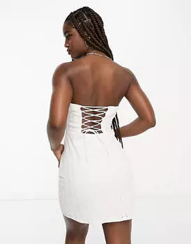 Белое платье без бретелек с люверсами, разрезом по бокам и шнуровкой на спине Hollister