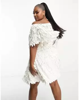 Белое платье мини с открытыми плечами и перьями ASOS DESIGN Curve ASOS Curve