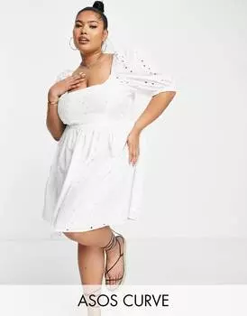 Белое платье мини с вышивкой и присборенной спиной ASOS DESIGN Curve Curve