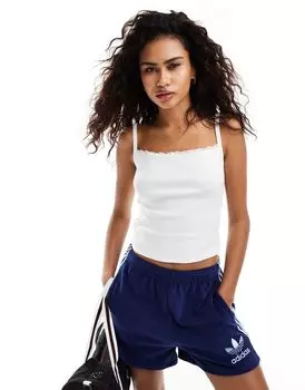 Белоснежный топ-комайка с кружевной отделкой COLLUSION