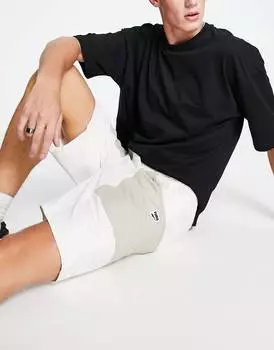 Белые 8-дюймовые тканые шорты Puma Downtown