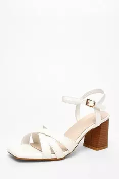 Белые босоножки из искусственной кожи с ремешками и блочным каблуком QUIZ Clothing